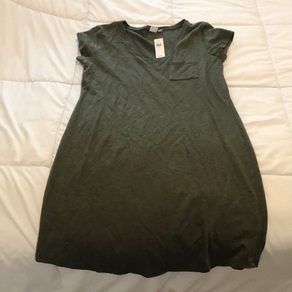 GAP Light summer t-shirt dress size medium